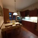 Il Campanile לינה וארוחת בוקר 3*