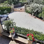 לינה וארוחת בוקר Il Campanile פרדיפומו