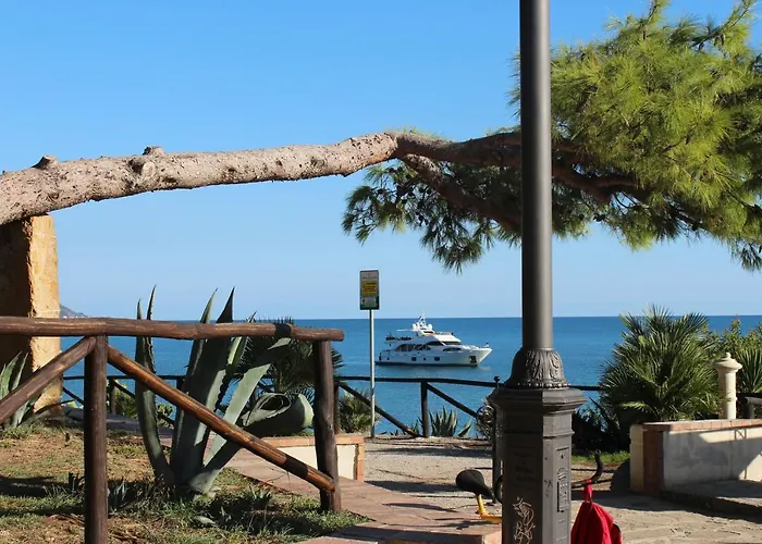 住宿加早餐酒店 Il Campanile 3*