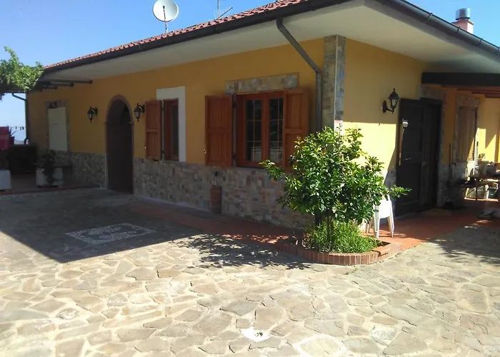 Alojamento de Acomodação e Pequeno-almoço Il Campanile 3*